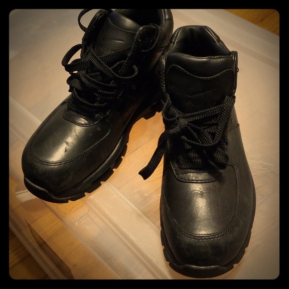 Nike Shoes - Nike Boots